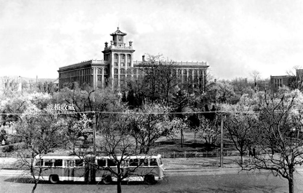 鞍山历史文化、经济发展与现代城市转型深度研究